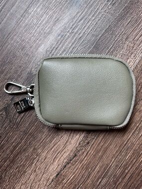 Steve Madden Compact Army Green Zip Pouch Wallet